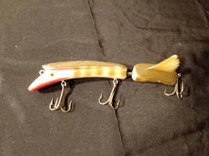 lot 71 image: Vintage Burmek B-1 jointed Musky fishing lure
