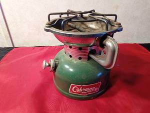 lot 79 image: 1982 Vintage Coleman 502 Sportster single-burner camp stove