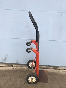 lot 19 image: 4 - Wheel Wonder Dolly