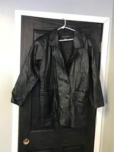 lot 437 image: Savannah Leather Jacket (trench coat type and I would say its for a women)