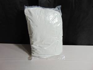 lot 87 image: 20 x 20 White Pillow Insert