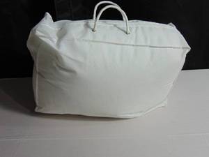 lot 94 image: Queen Casaluna Down Alternative Mattress Topper