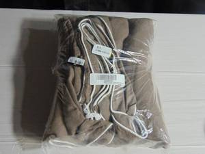 lot 99 image: 100% French Linen Duvet Cover - Clove with Cream Tipping - Queen