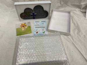 lot 19 image: Cloud Heart Wall Art Set - Mother & Daughter Cross Center (Three-Piece)