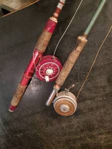 lot 78 image: Vintage Fly Fishing rods with Reels Holiday, Oren-o-Matic