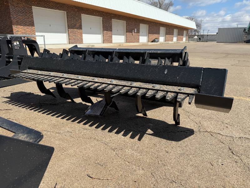 lot 32 image: Wolverine Skid Steer Ripper