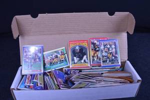 lot 105 image: Vintage NFL Football Card Lot - Ted Hendricks, Herschel Walker, Ken Ruettgers