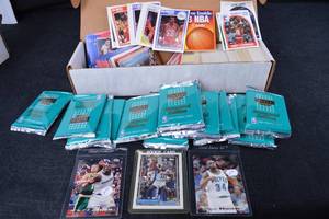 lot 111 image: SkyBox Inaugural Edition NBA Trading Cards Packs - 15-Card Teal Packs