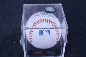 lot 113 image: Rawlings Official MLB Game Ball in Acrylic Display Case