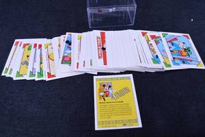 lot 118 image: Mickeys World Tour Fun Guide Cards - Disney Trading Card Lot