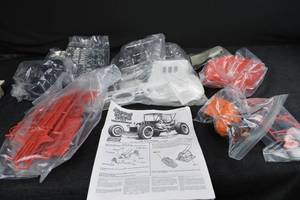 lot 144 image: Lindberg Big Red Rod Limited Edition Kit 73044 - Model Car
