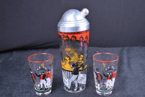 lot 145 image: Dubonnet Decanter with 2 Glass Tumblers - Vintage Barware Set