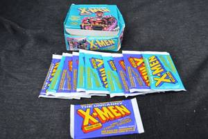 lot 170 image: X-Men The Uncanny Trading Cards -