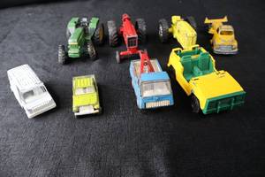 lot 67 image: Vintage Die-Cast Toy Vehicle Lot - Tonka, Hubley, John Deere, International