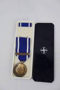 lot 155 image: NATO Service Medal - In Service of Peace and Freedom with Blue Ribbon