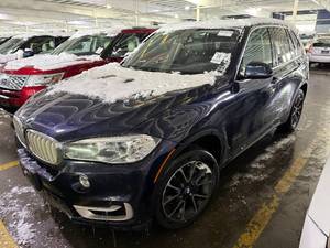 lot 3 image: 2016 BMW X5 xDrive35i AWD