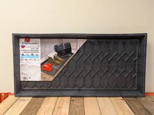 lot 54 image: STEPGUARD BOOT TRAY