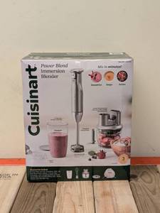 lot 63 image: CUISINART POWER BLEND IMMERSION BLENDER
