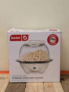lot 67 image: DASH SMARTSTORE STIRRING POPCORN MAKER