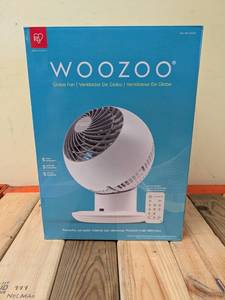 lot 76 image: WOOZOO GLOBE FANWITH REMOTE