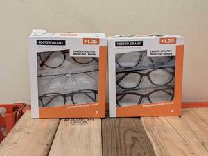 lot 101 image: (2) NEW FOSTER GRANT 1.25 READING GLASSES 3PK.