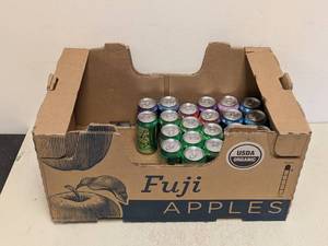 lot 124 image: LA CROIX VARIETY PACK SPARKLING WATER 24PK