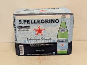 lot 184 image: NEW S.PELLEGRINO SPARKLING NATURAL MINERAL WATER