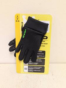 lot 192 image: NEW HEAD SMALL GLOVES