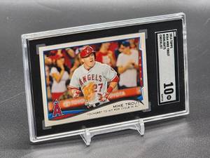 lot 129 image: 2014 Topps Mike Trout Checklist Baseball Card #364 SGC 10