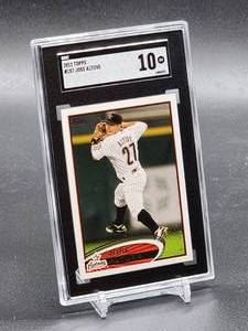 lot 73 image: 2012 Topps Jose Altuve Baseball Card #187 SGC 10