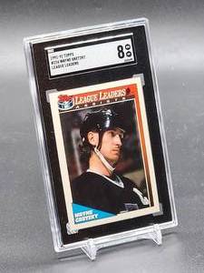lot 196 image: 1991-92 Wayn Gretzky Hockey Card #224 SGC 8