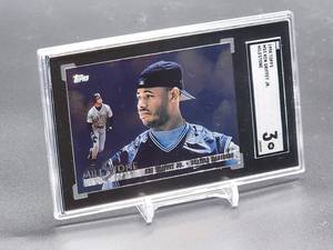 lot 210 image: 1998 Topps Ken Griffey Jr Milestone Baseball Card #MS5 SGC 3
