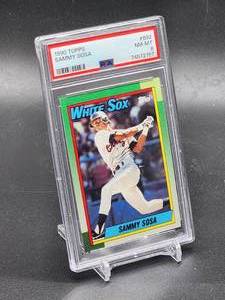 lot 117 image: 1990 Topps Sammy Sosa Rookie Baseball Card #692 PSA 8