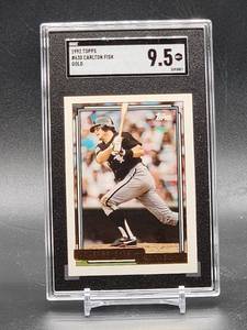 lot 86 image: 1992 Topps Gold Carlton Fisk Baseball Card #630 SGC 9.5