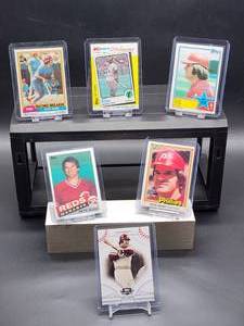 lot 199 image: (5) Assorted Vintage & (1) Current Pete Rose Baseball Cards