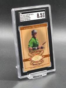 2001 Upper Deck SP Fred McGriff Game Bat Baseball Card #B-FM SGC 8.5