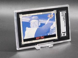 1997 Score Board Mickey Mantle MVP 1962 Baseball Card #5 SGC 7