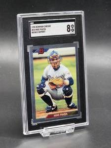 1998 Bowman Chrome Mike Piazza Rookie Reprint Baseball Card #35 SGC 8