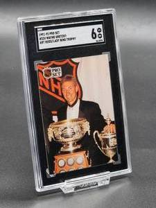 1991-92 Pro Set Wayne Gretzky Hockey Card #324 SGC 6
