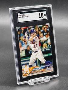2018 Topps Jose Altuve Baseball Card #400 SGC 10