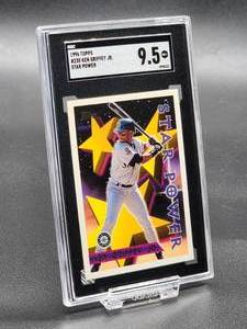 1996 Topps Ken Griffey Jr. Baseball Card #230 SGC 9.5