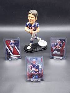 NFL GOAT New England Patriots HOF Great Tom Brady Bobblehead with (3) Assorted Football Cards