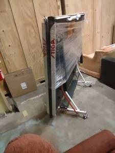 lot 3 image: Stiga ST3100 Indoor Folding Ping Pong Table