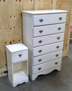 lot 44 image: Solid White Wood Chest of Drawers and small night stand