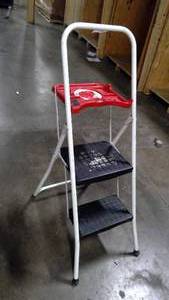 lot 69 image: Medium duty two step ladder