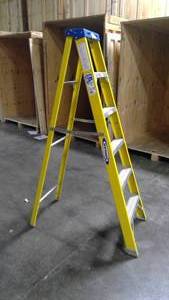 lot 71 image: Werner 6 ft folding ladder 250 lb