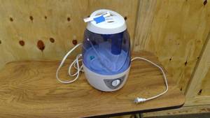 lot 127 image: Hunter ultrasonic cool mist dehumi