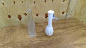 lot 129 image: Set of antique flower vases 9 tall