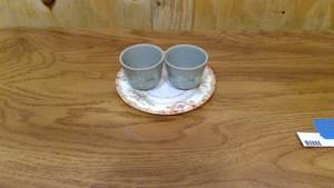 lot 144 image: Small Noritake Hampton plate, two small hand painted suake cups