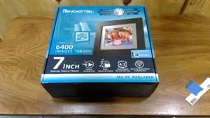 lot 150 image: Pandigital 7 digital photo frame